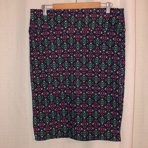LuLaRoe XL Black Green Fuchsia Yellow Brown Stretch Cassie Pencil Skirt